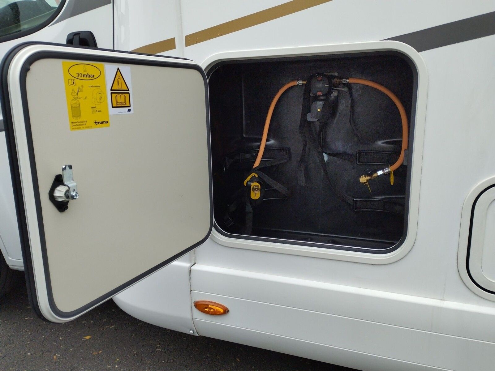 Fahrzeugabbildung Eura Mobil Activa One 690 HB SAT,TV,Markise,Dachklimaanlage