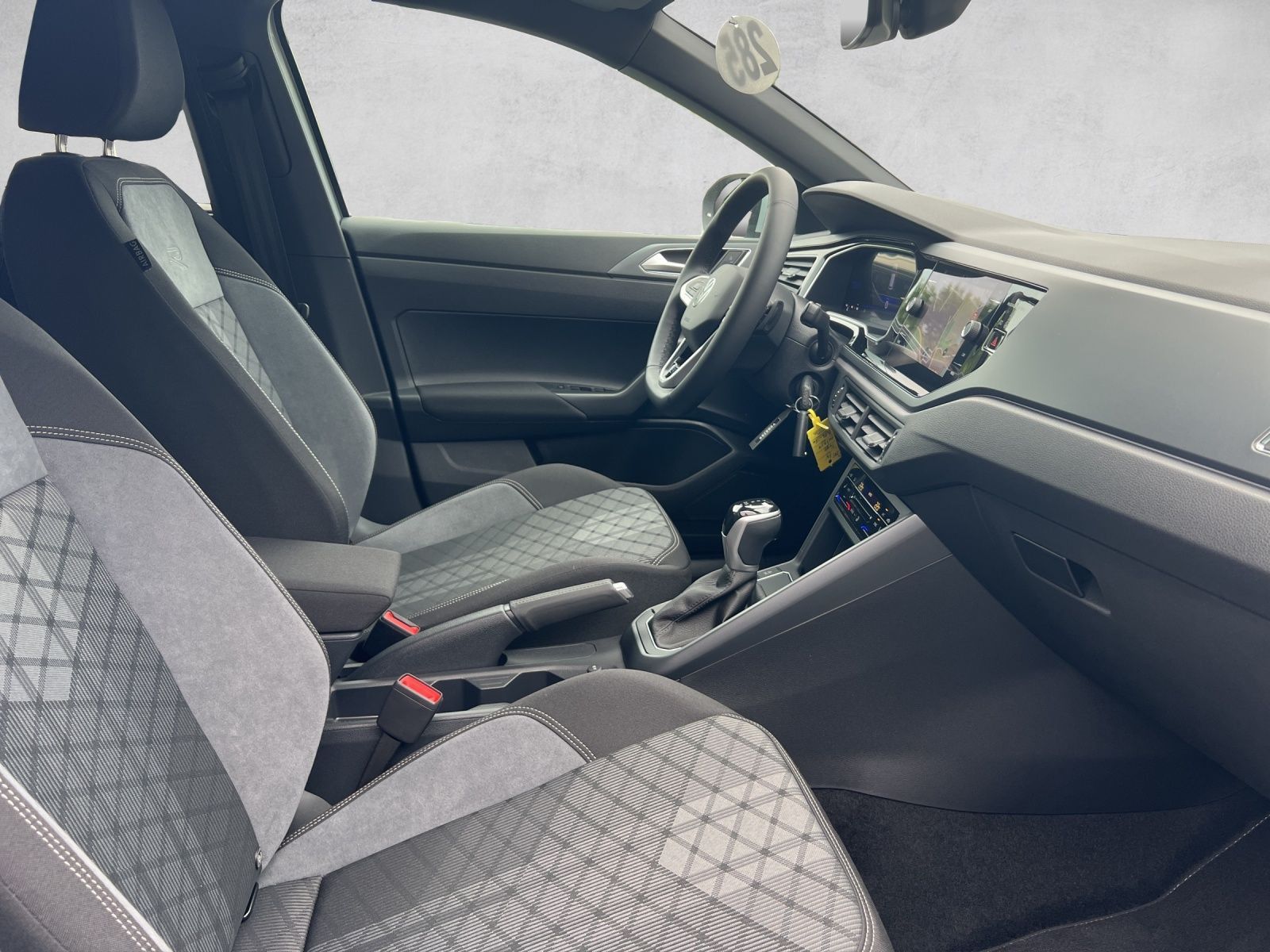 Taigo R-Line 1.0 TSI DSG IQ.Light*ACC*Navi