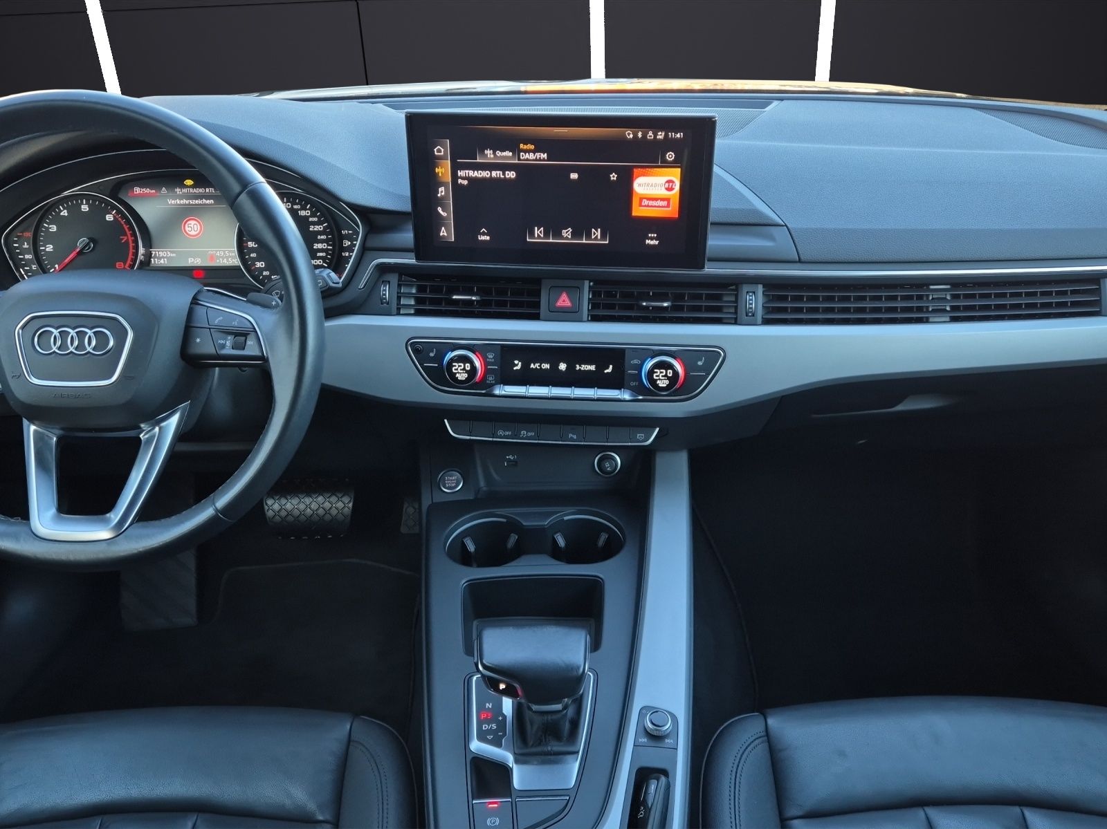 Fahrzeugabbildung Audi A4 Avant 35 TFSI S-line S-tronic LED Navi ACC RF