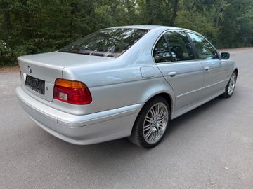 BMW 520 - 7