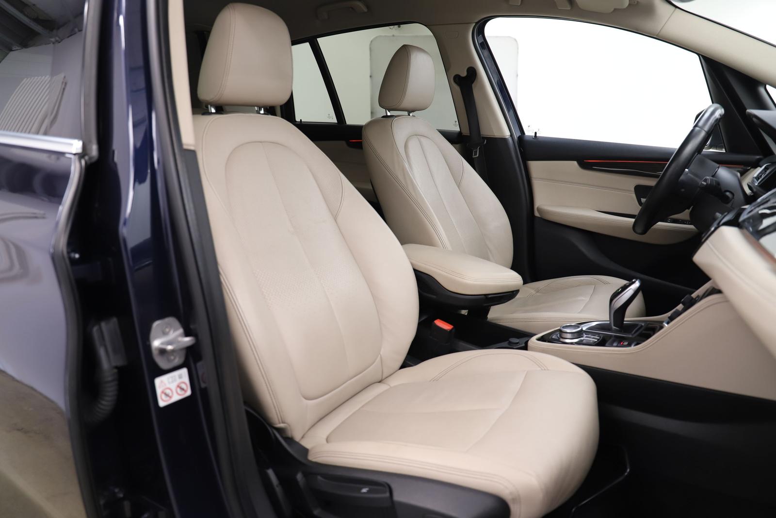 BMW 218i Gran Tourer 1.5 140PS Automatik Luxury Line