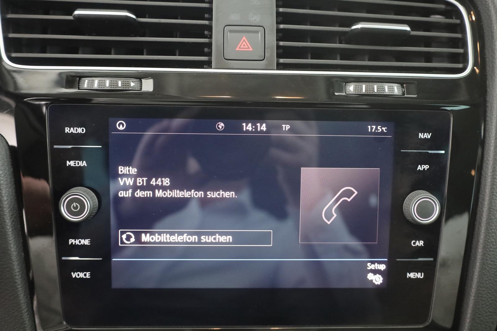 Volkswagen Golf VII 1.5 TSI Join Navi Standheizung ACC PDC