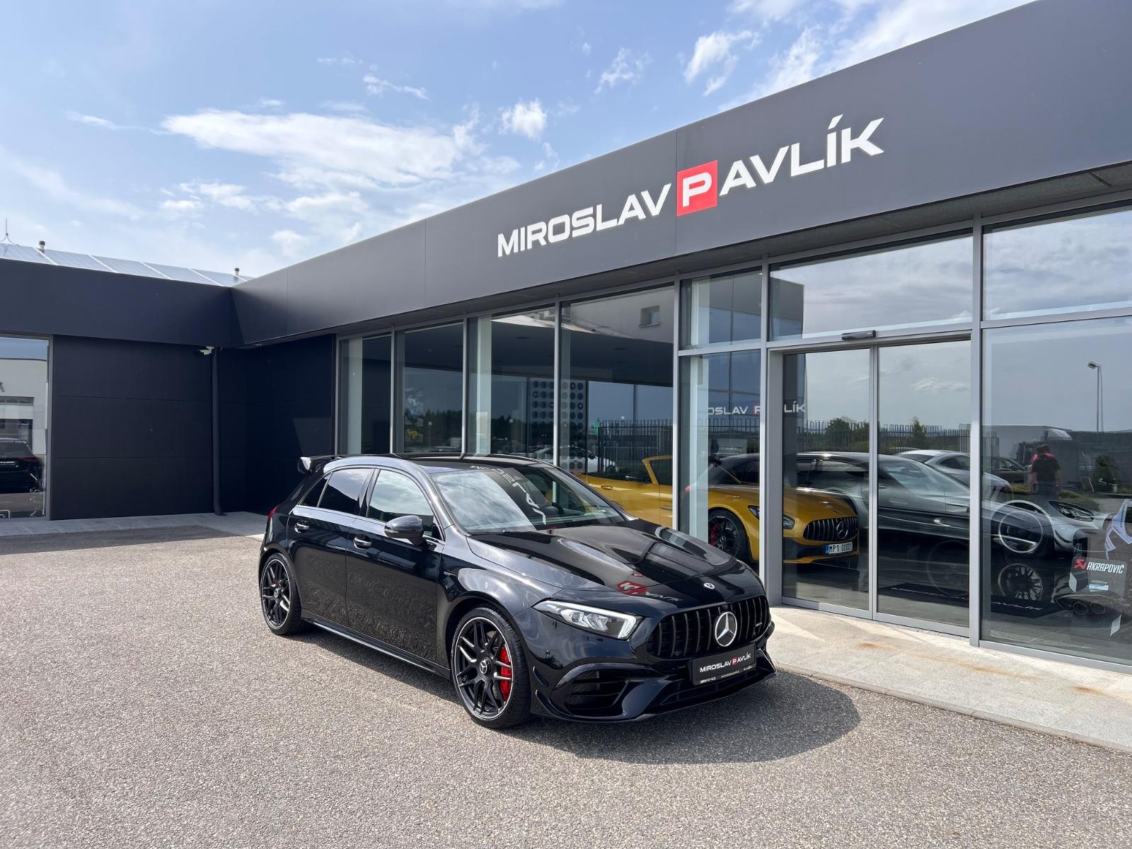 Mercedes-Benz A 45 S AMG 4MATIC+ AKRAPOVIČ