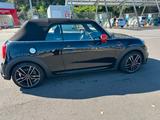 MINI John Cooper Works Cabrio JCW DER LETZTE SCHALTER - MINI John Cooper Works Cabrio mit Schiebedach
