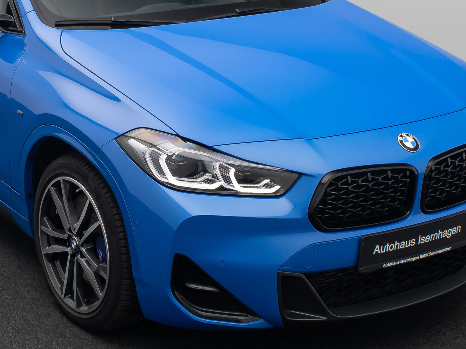 Fahrzeugabbildung BMW X2 M35i HUD DAB Kamera ACC Komfort Panorama HiFi