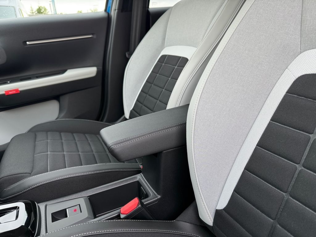Fahrzeugabbildung Citroën C3 Hybrid 110 ë-DCS6 MAX
