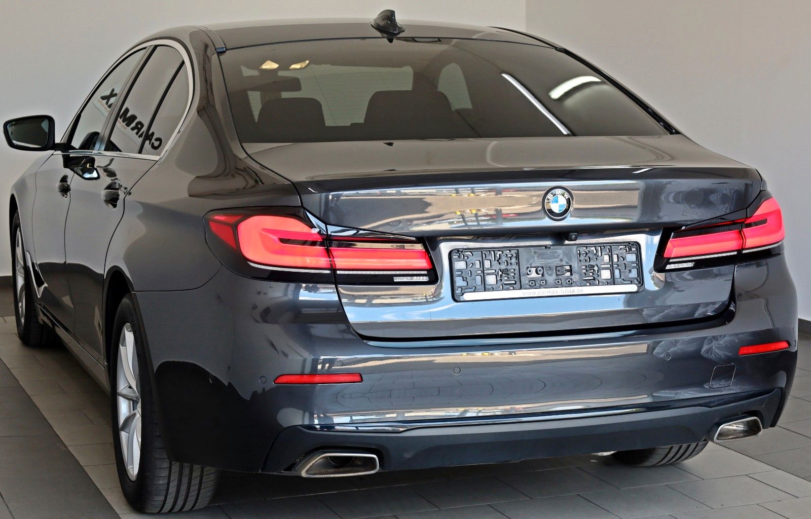 Fahrzeugabbildung BMW 530 d xDrive Lim. Leder,Navi,LED,Kamera,HUD,+WR