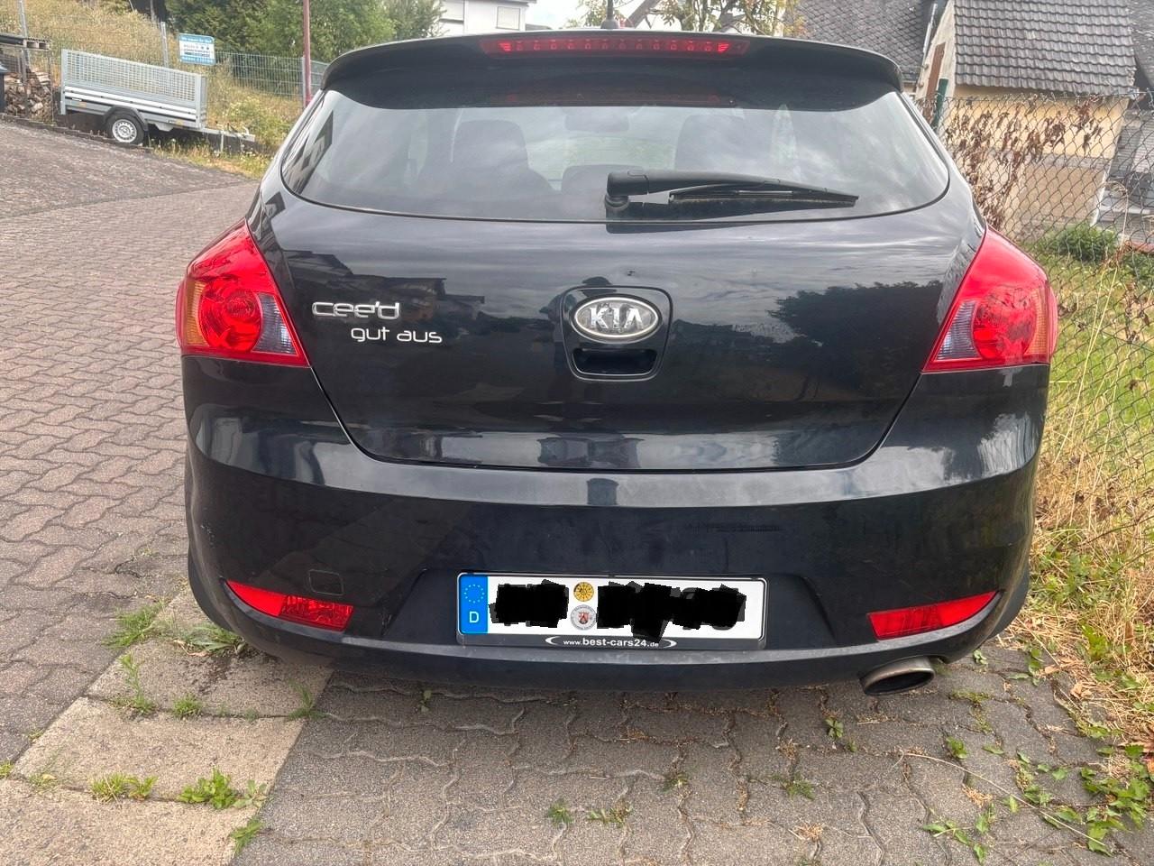 Kia pro_cee'd / ProCeed 1.4 CVVT Seven Stars pro...