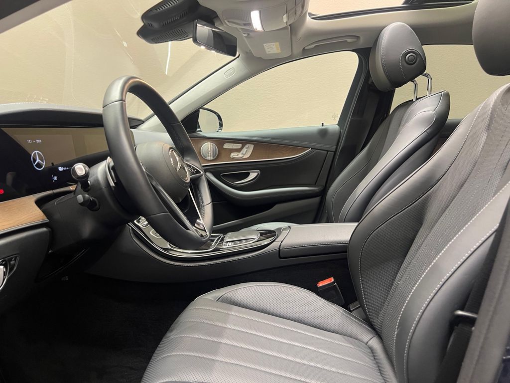 Mercedes-Benz E 300 E300 e 9G *AMG LINE*PANO*BURMESTER*SITZKLIMA*