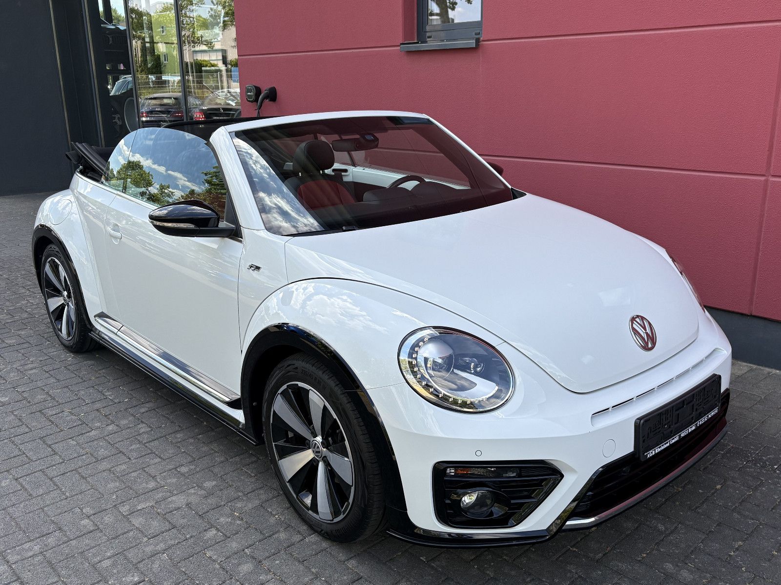 Volkswagen BEETLE CABRIO 1.4 TSI DSG R-LINE SPORT LEDER TOP foto 3
