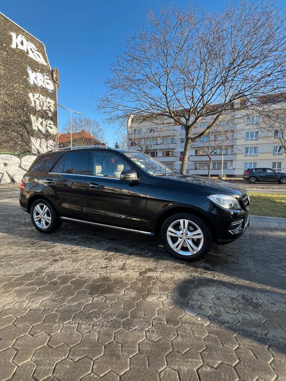 Mercedes-Benz ML 350