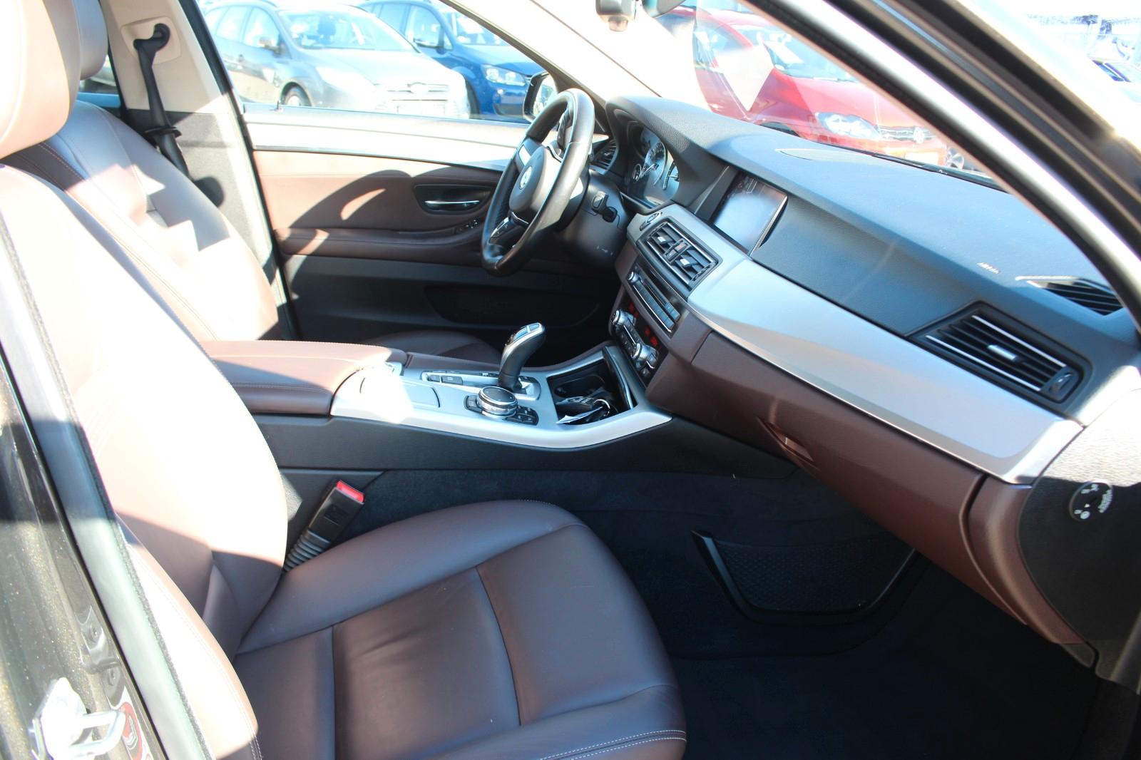 BMW 530 5 Touring 530 d xDrive/Klima/Navi/Tüv NEU