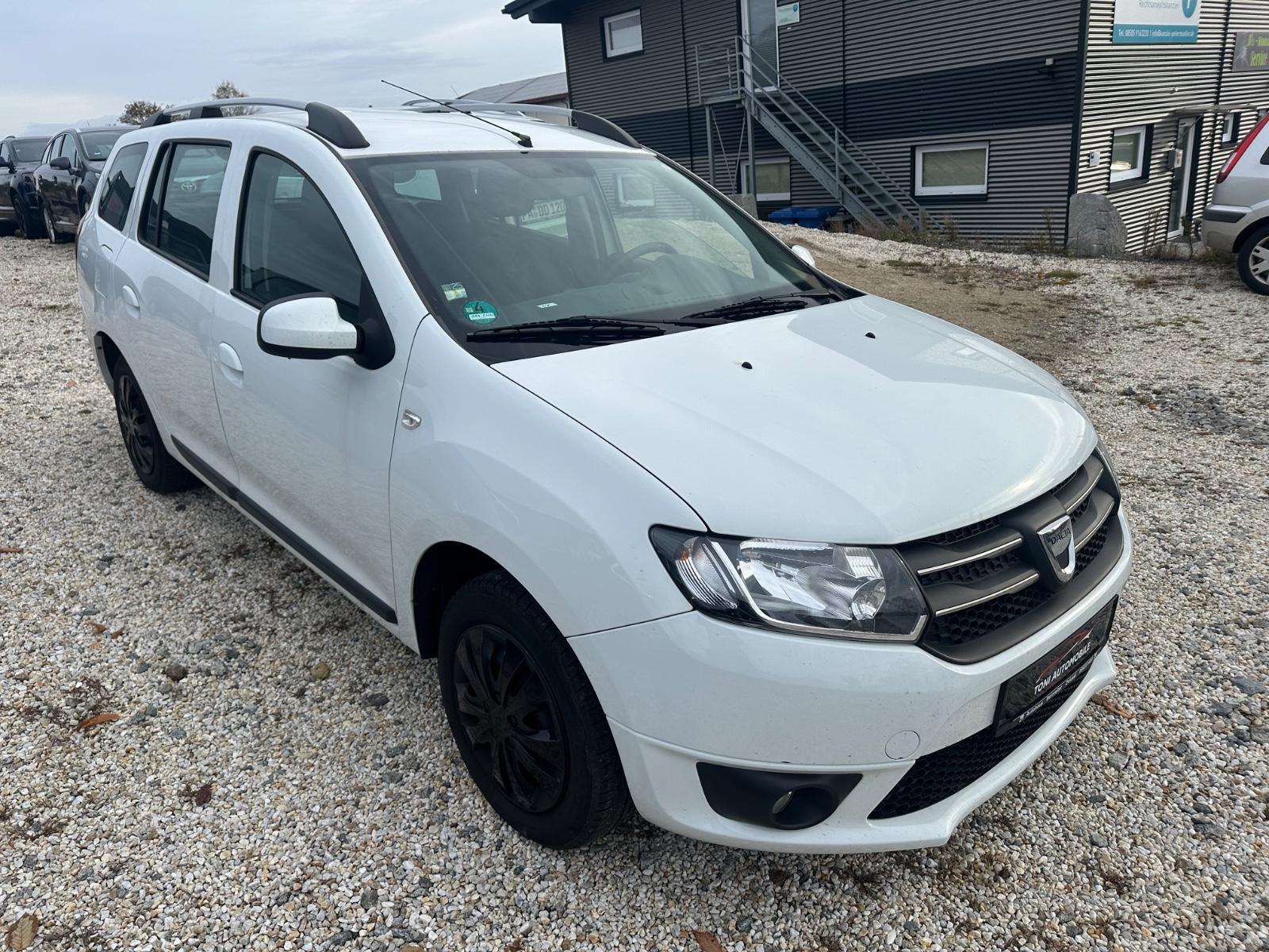Dacia Logan 2015 — rear view