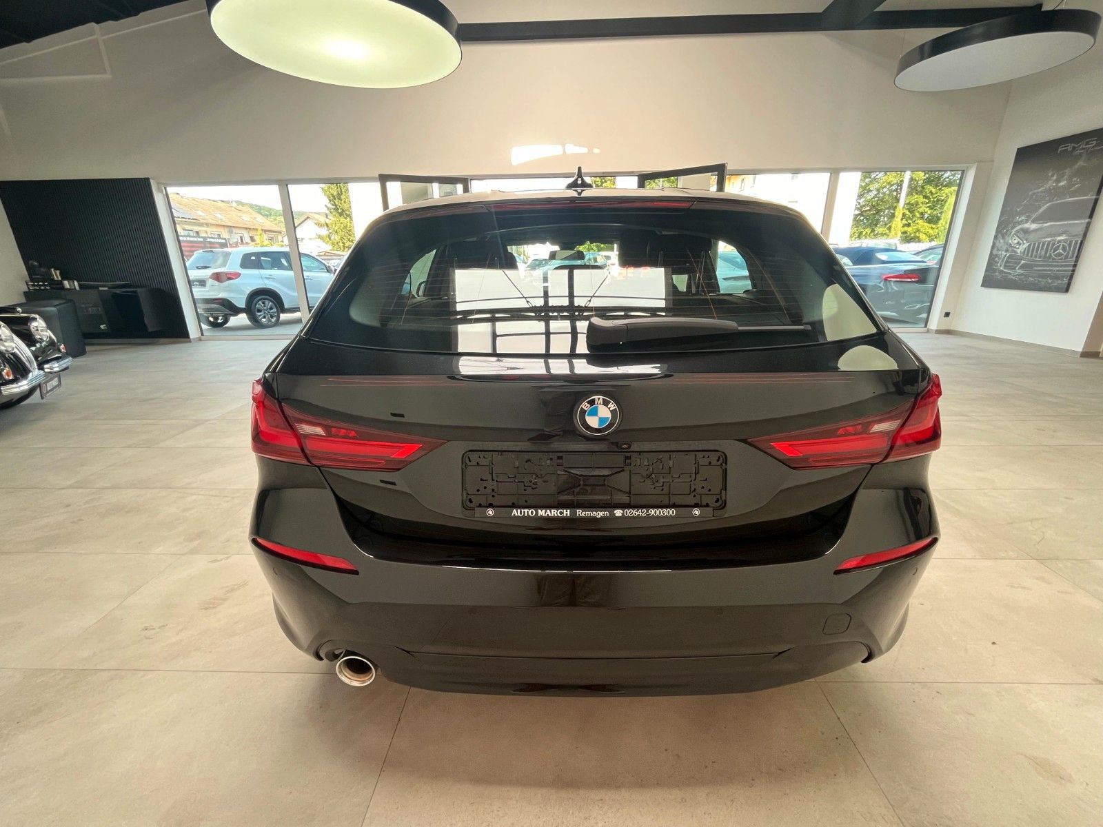Fahrzeugabbildung BMW 118 i Advantage