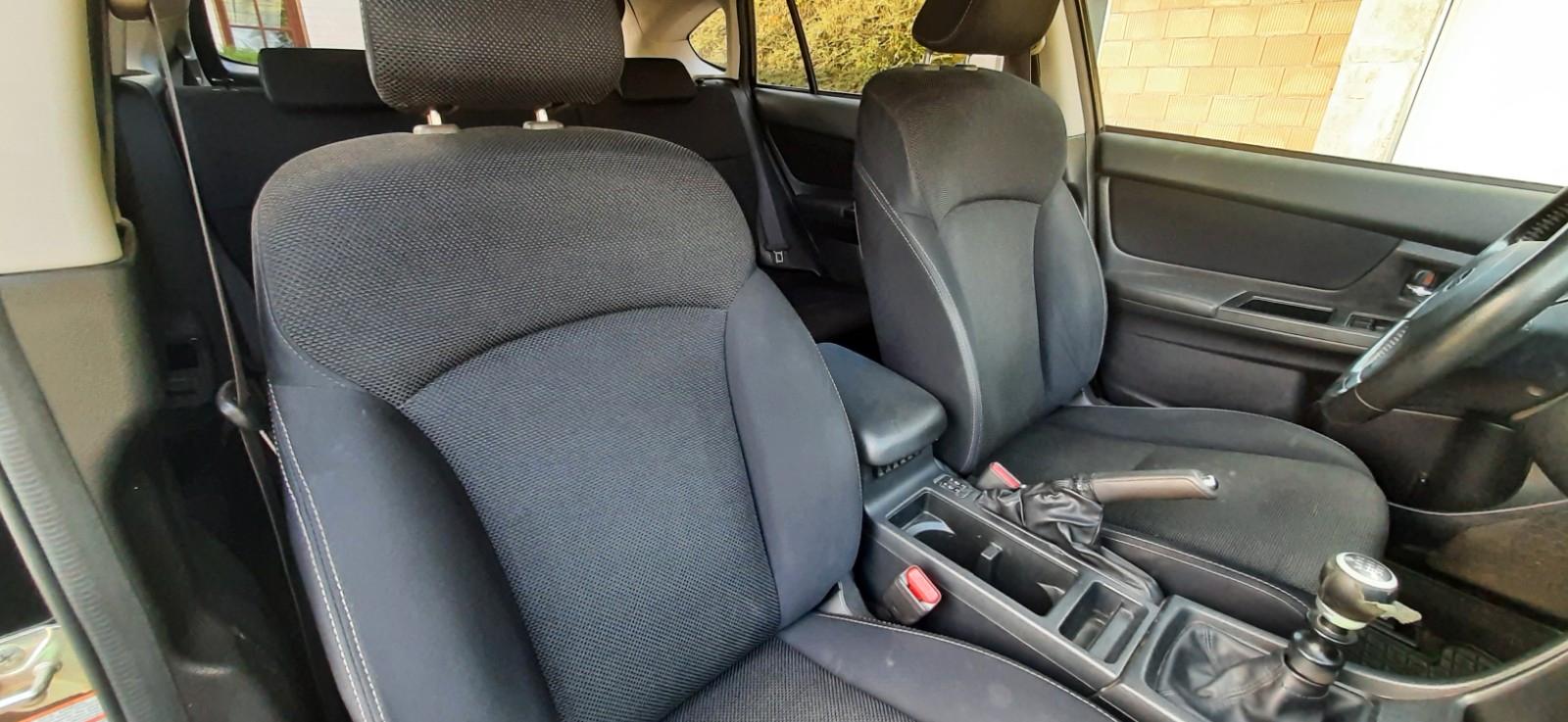 Subaru XV 2012 — photo 10