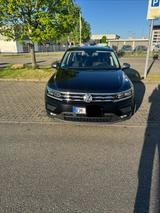 Volkswagen Tiguan Allspace 2.0 TDI SCR 140kW DSG 4MOT C... - VW Tiguan Allspace in Freiburg