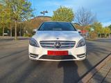 Mercedes-Benz B 180 BlueEFFICIENCY - GARANTIE - SERVICE NEU - Mercedes-Benz B 180: Blueefficiency