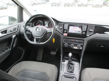 Volkswagen Golf - 9