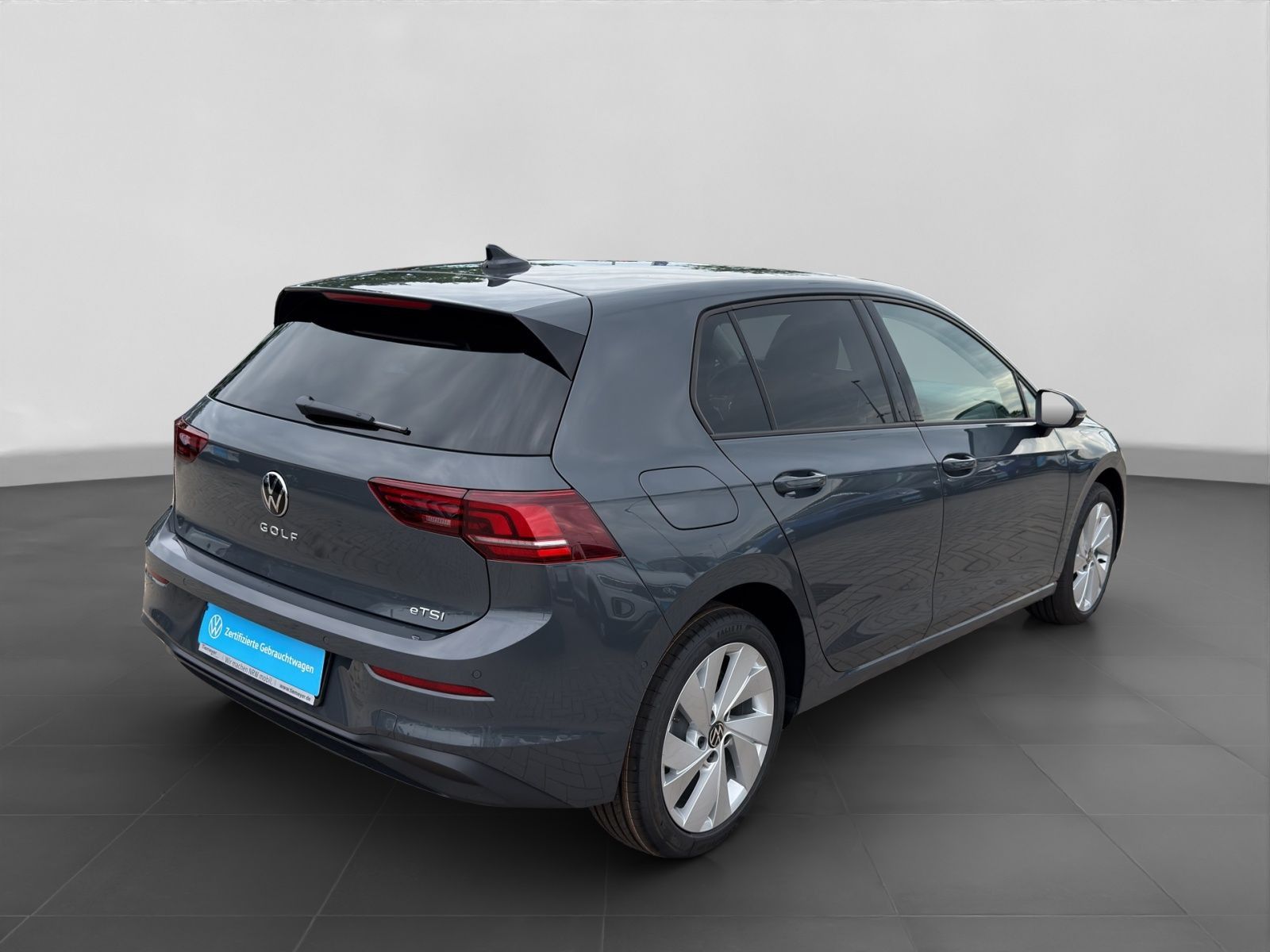 Volkswagen Golf 1.5 eTSI DSG LIFE ACC PDC LM17 KAMERA foto 3