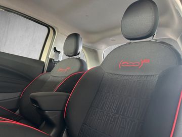 Fiat 500e 23,8 kWh RED KAMERA NAVI SHZ PDC TOTWINKEL