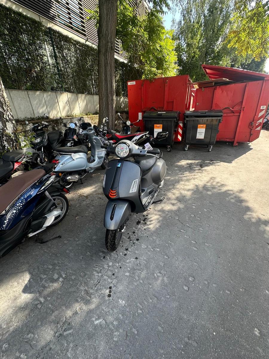 Vespa GTS SuperSport 300 ABS ASR LED KEYLESS