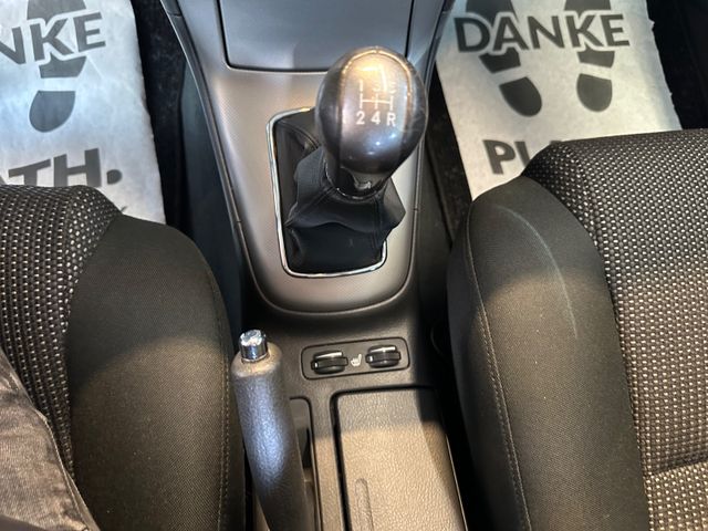 Toyota Avensis  1.8 Liftback