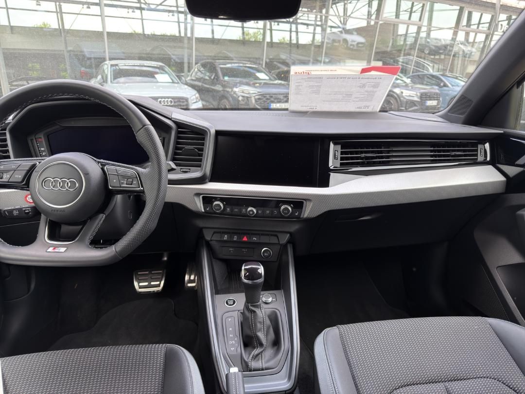 Fahrzeugabbildung Audi A1 Sportback 2 x S line 35 TFSI S tronic Sonos L