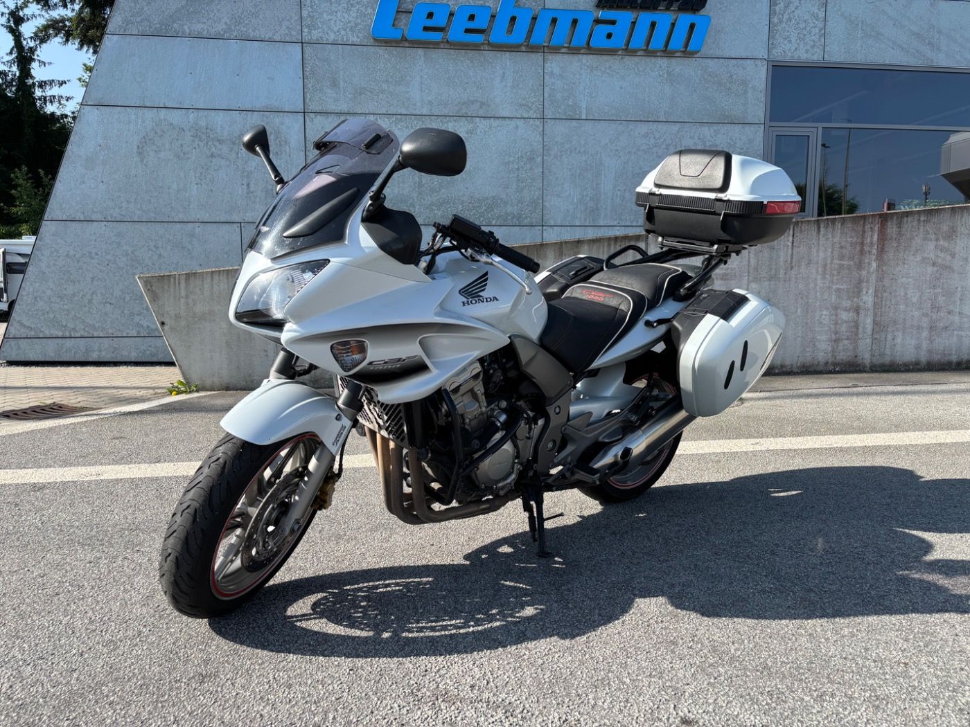Fahrzeugabbildung Honda CBF 1000 A Kofferset Navigator