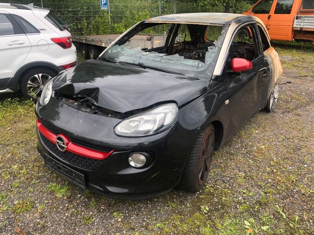 Opel Adam Jam Brandschaden