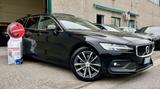 Volvo VOLVO V60 B4 2.0 GEARTRONIC MOMENTUM BUSINESS PR - Volvo V60 Momentum mit Hybrid-Antrieb (Diesel-Elektro)