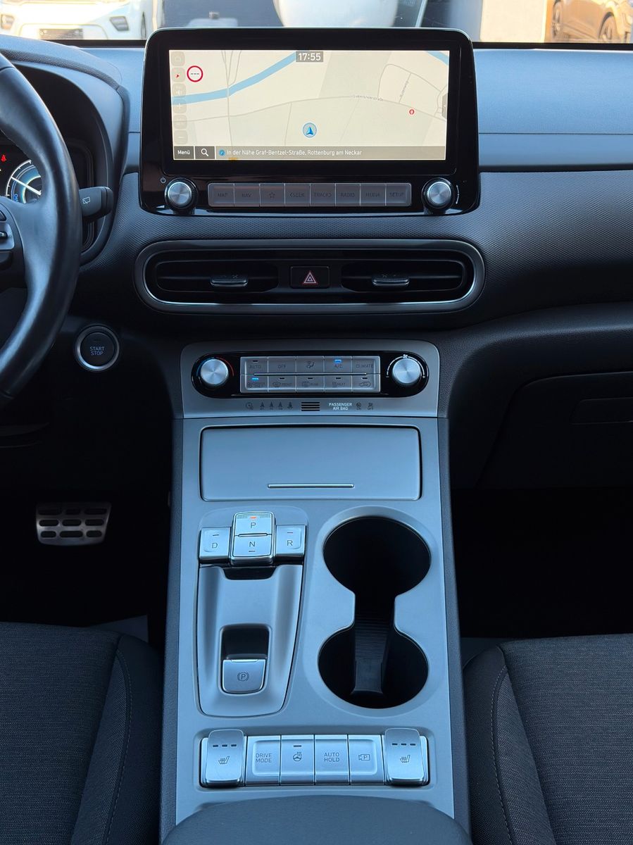 Fahrzeugabbildung Hyundai KONA E Trend SHZ LHZ LKA LFA ACC KRELL CarPlay