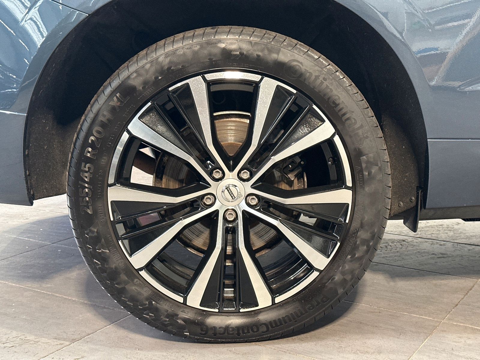 Volvo XC60 T6 AWD Recharge Plus Bright NAV+LED+PANO imagem 3