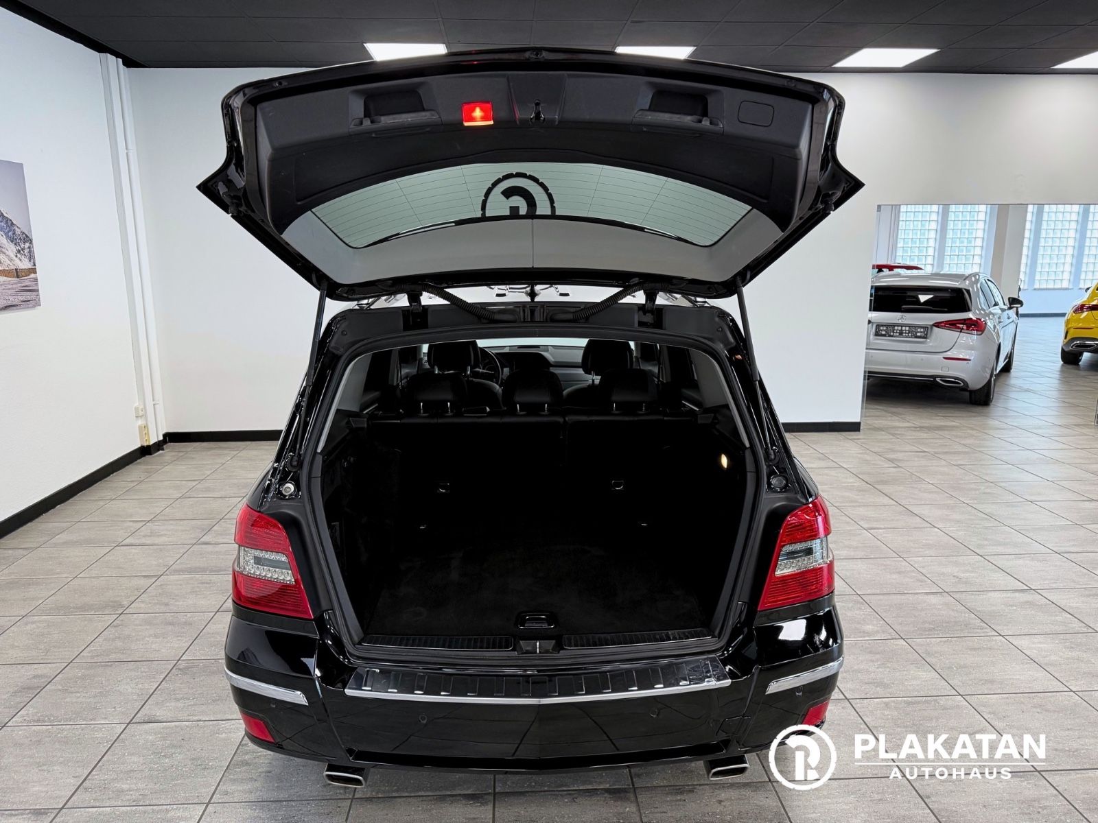 Fahrzeugabbildung Mercedes-Benz GLK 320 CDI 4Matic Navi Leder Panorama Bi-Xenon