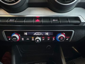 Audi Q2 30 TFSI S line *1. Hand*Klima*SHZ*Navi*BT*DAB