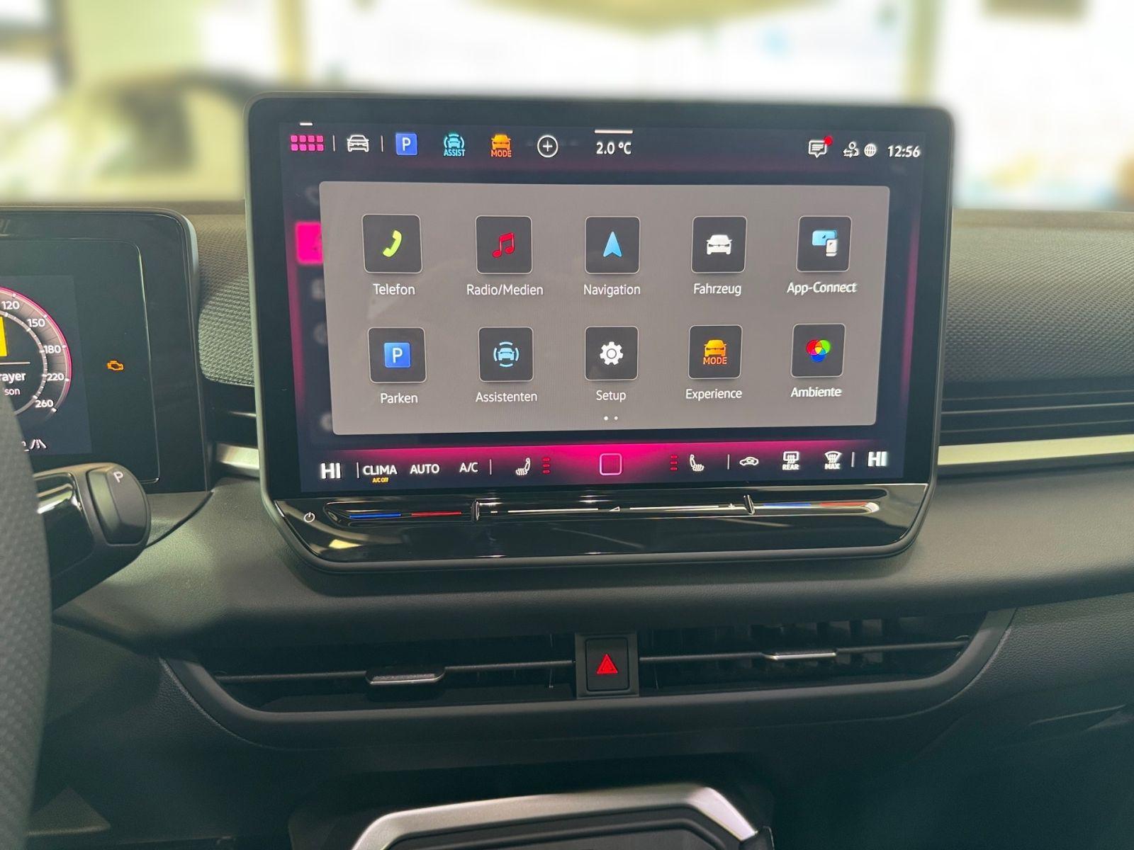 Volkswagen T-Roc R-Line 1.5 eTSI DSG HeadUp NAVI LED-MATRIX, миниатюра 9