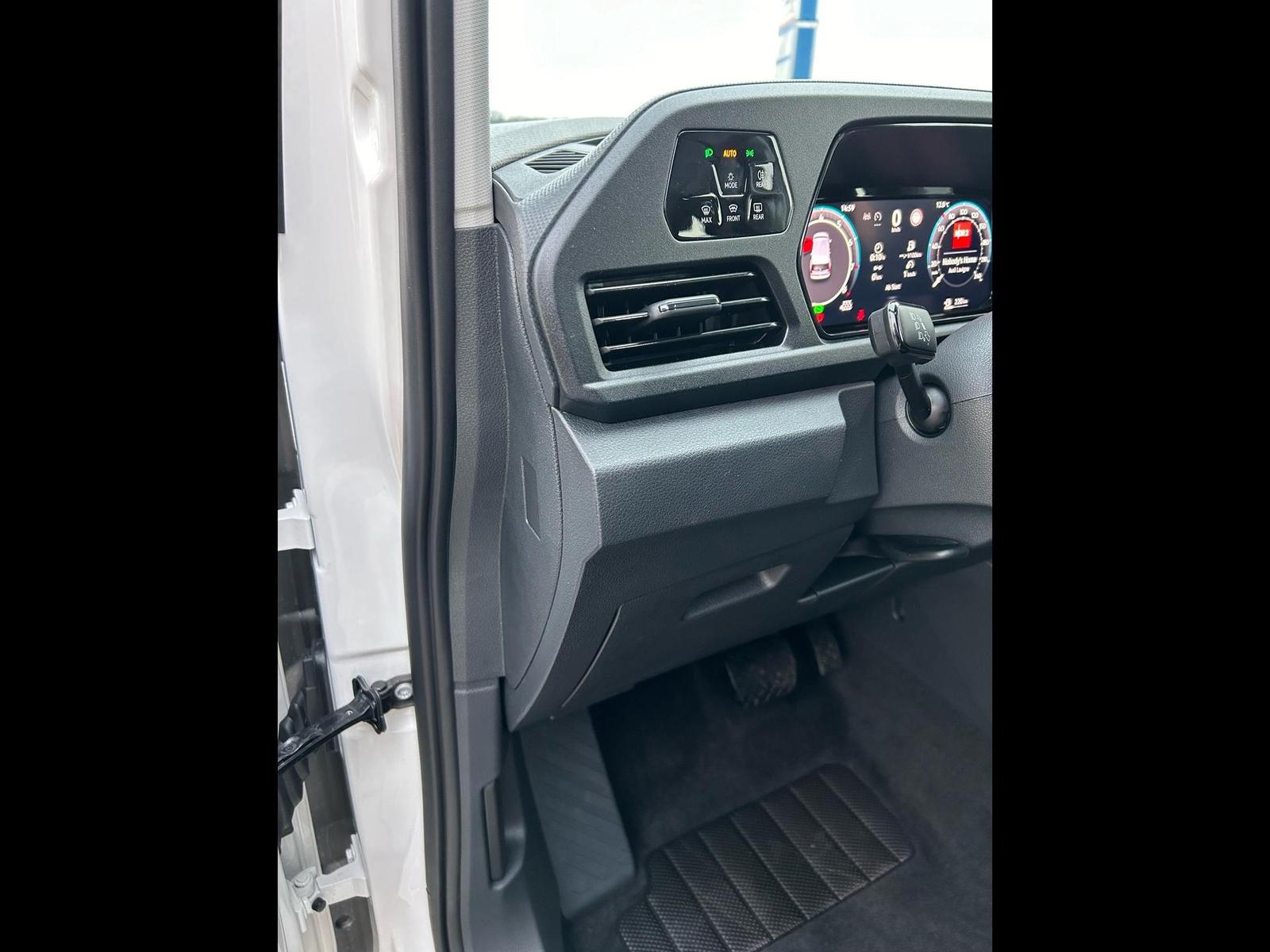 Volkswagen Caddy Kombi 1.5 TSI DSG / AHK App-Connect
