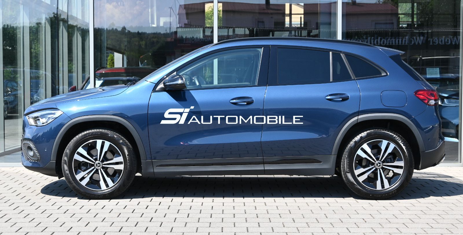 Fahrzeugabbildung Mercedes-Benz GLA 200 d Aut.  Progressive °Night-Paket°AHK°