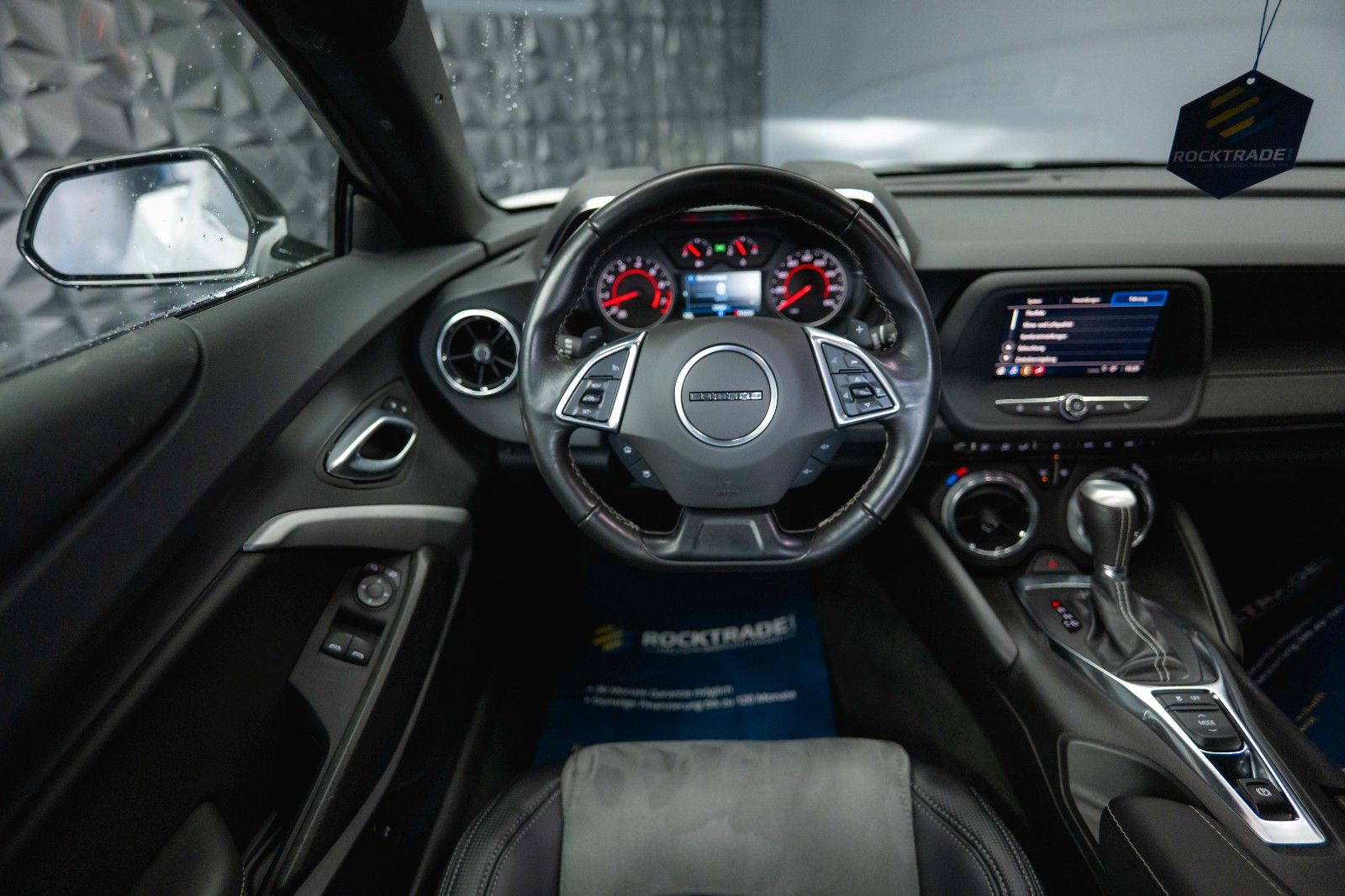 Fahrzeugabbildung Chevrolet Camaro 6.2 SS Coupe ZL1 LT1 Performance CarPlay