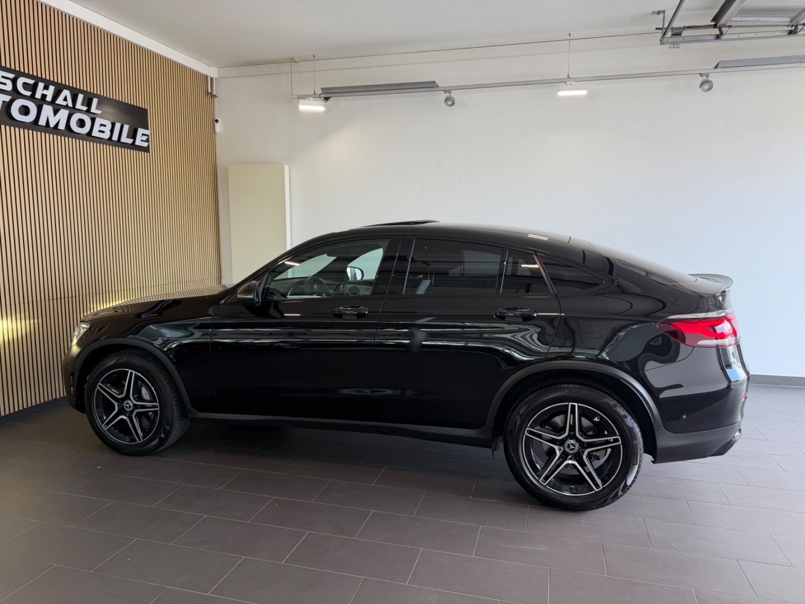 Mercedes-Benz GLC400d Coupé AMG PANO STD.-HZG. AHK 360° VOLL foto 5