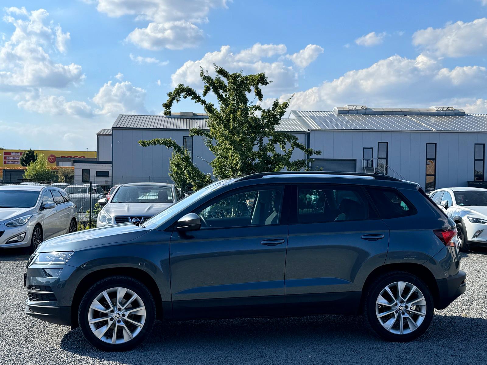 Skoda Karoq 1,5 TSI Style Navi LED Kamera AHK DAB