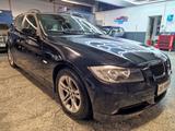 BMW 318 Baureihe 3 Touring 318i*Pano*Klima* - BMW 318 aus 2007: Kombi