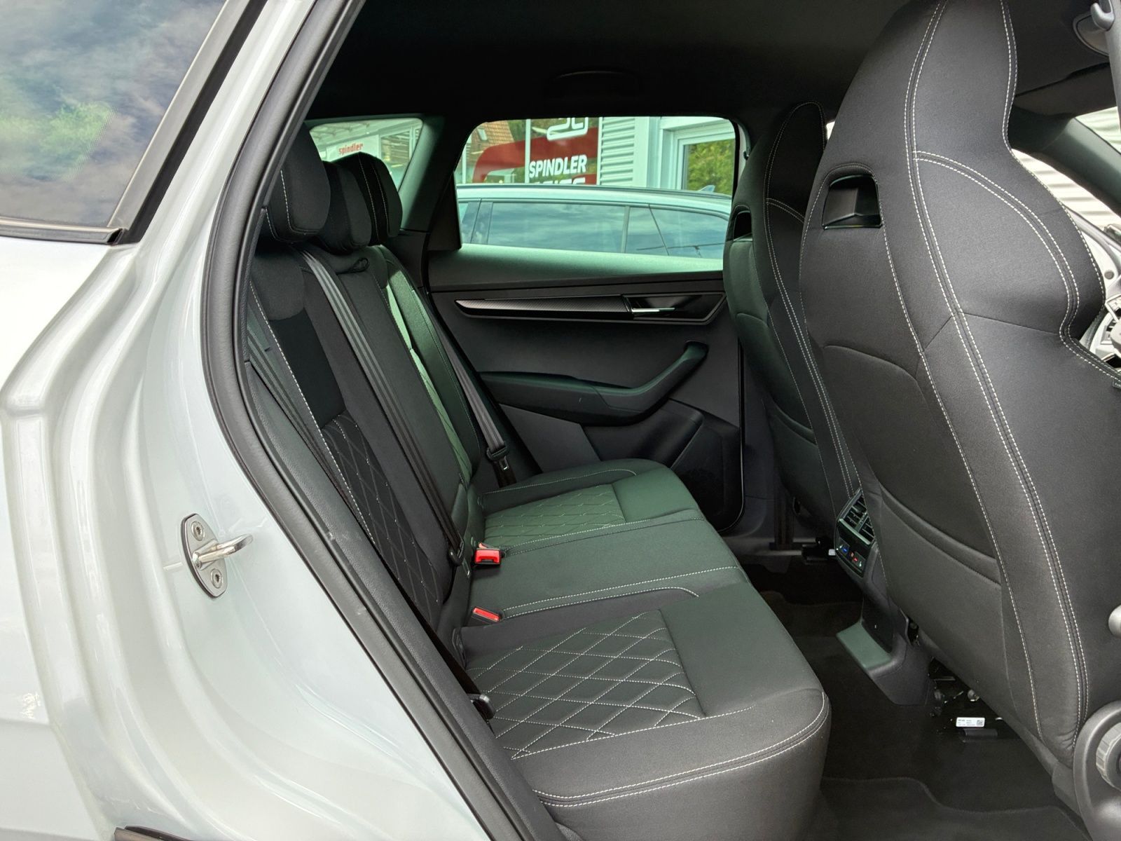 Skoda Karoq - Bild 15