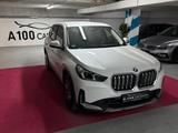 BMW iX1 30 xDrive*Assistente*AppCar*Cam*1Hand - weiße BMW iX1