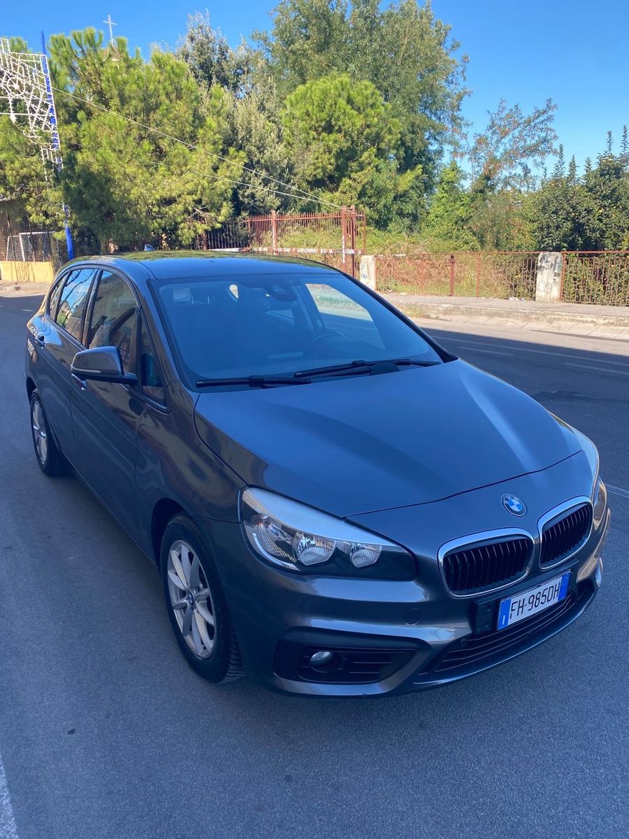 BMW 216 Active Tourer - 1