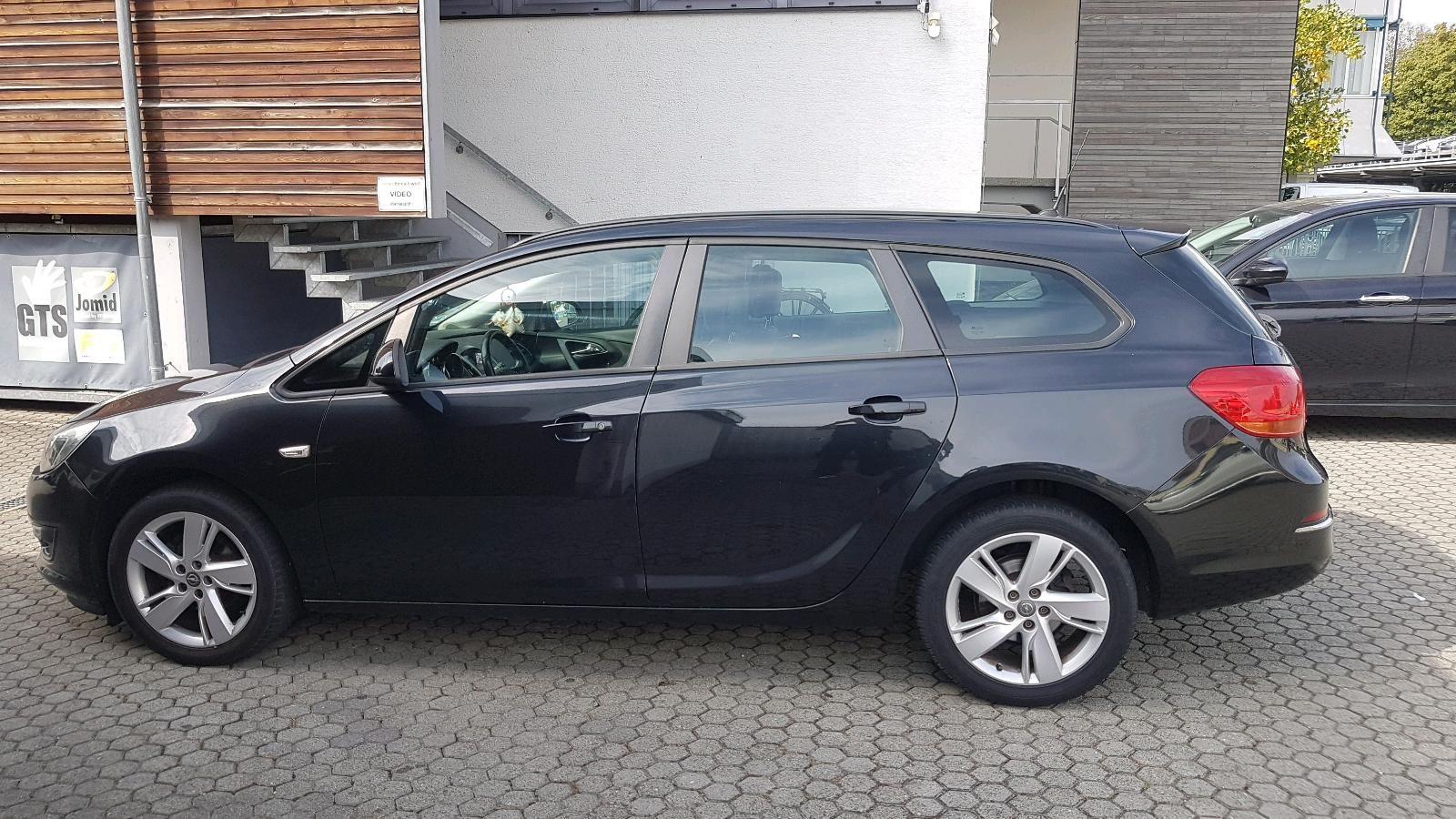 Opel Astra 2013 — engine 116 HP (85kW)