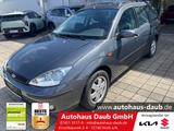 Ford Focus 1.6 Kombi + Klimaanlage + AHK + ZV - Ford Focus aus 2003: Kombi