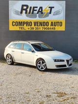 Alfa Romeo 159 1.9 JTDm Sportwagon Eco Progressi - weiße Alfa Romeo 159