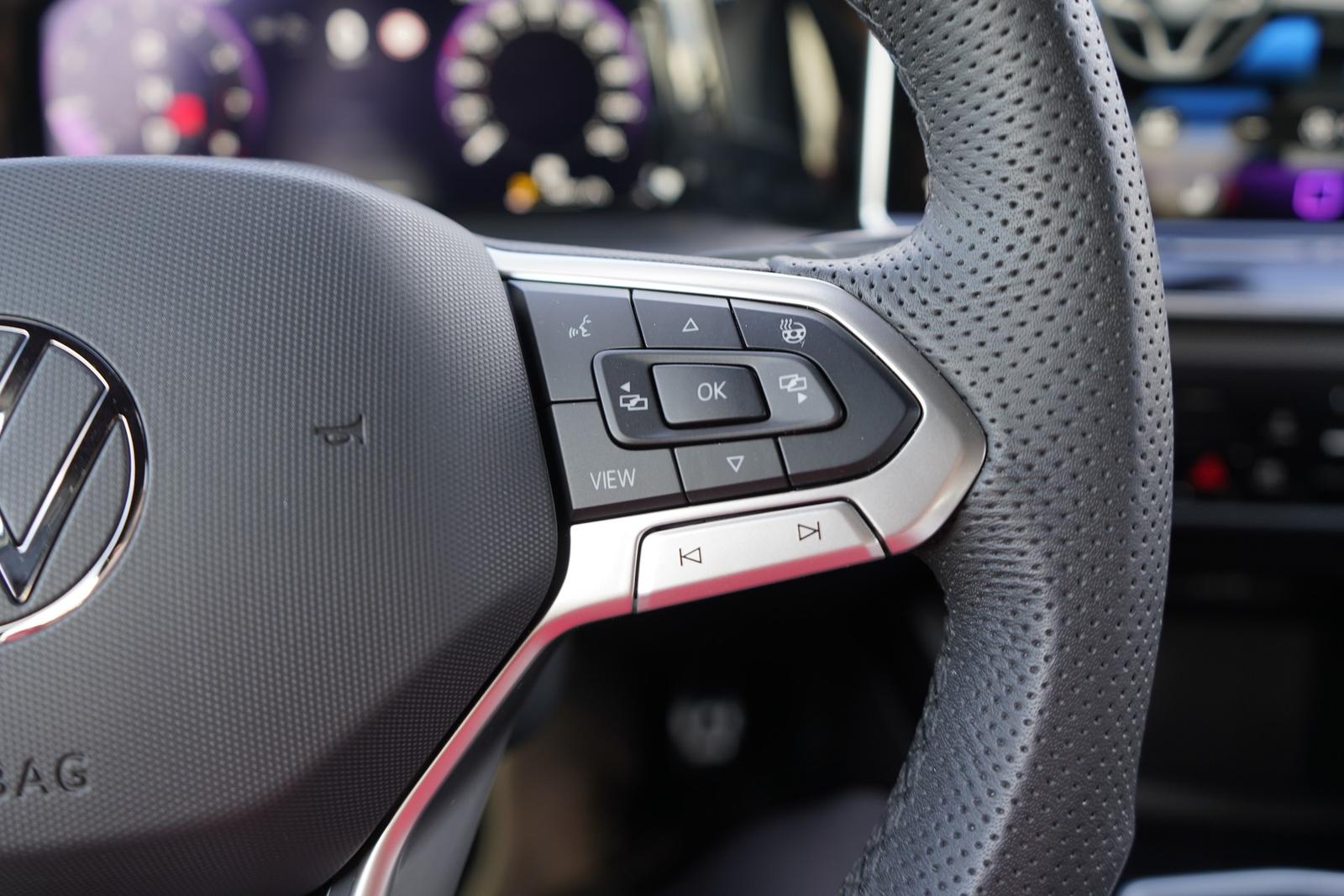 Volkswagen Golf VIII Variant 1.5 eTSI R-Line DSG LED Kamera, миниатюра 14