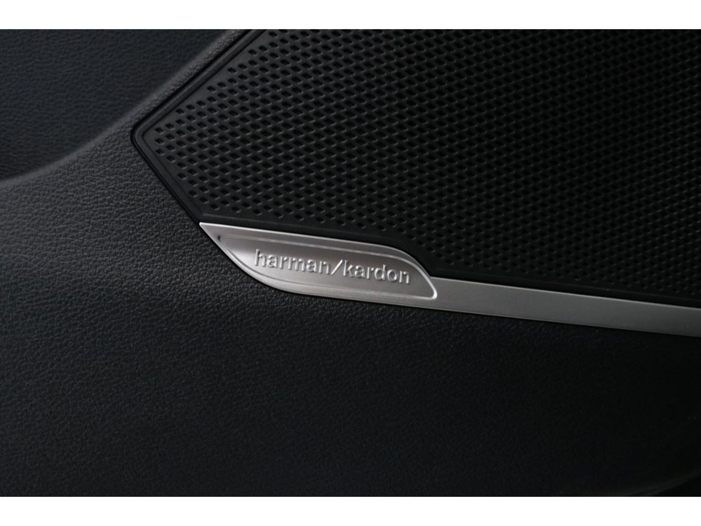 Fahrzeugabbildung Kia Sportage Spirit HUD Navi HarmanKardon 360 Kamera