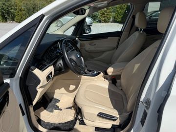 BMW 218 - 10
